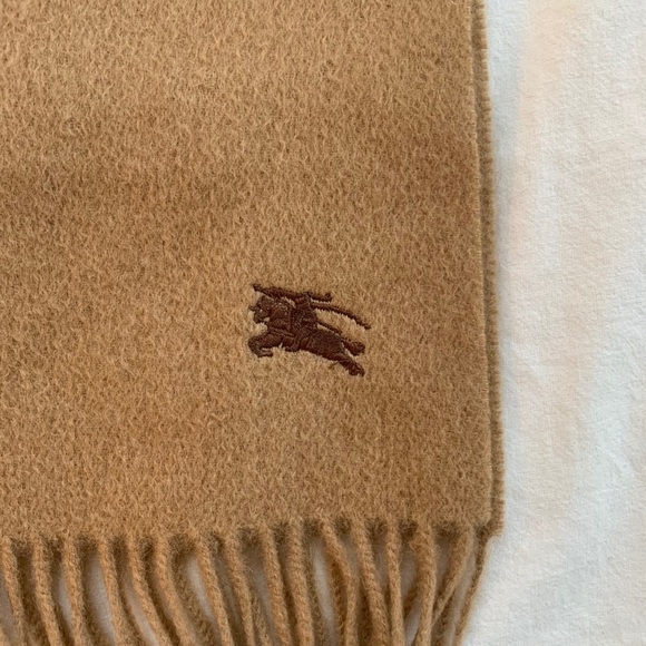 BNWT Authentic Vintage Burberry Cashmere Scarf - Picture 6 of 6
